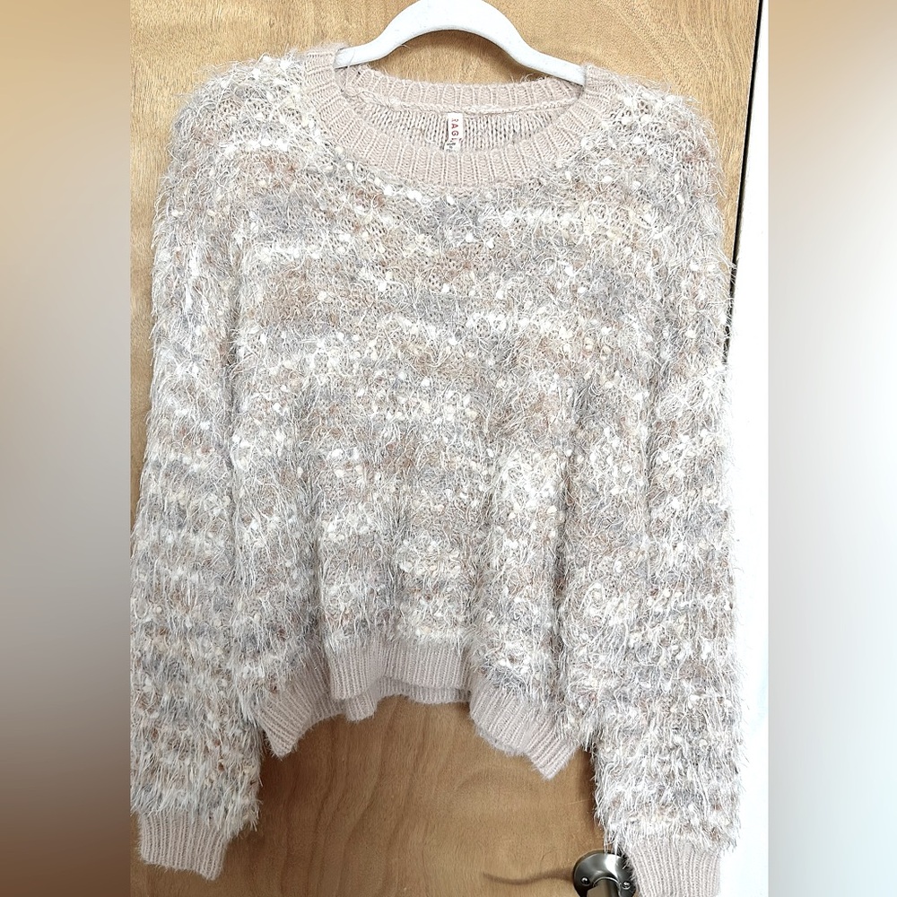 Raga fuzzy sweater